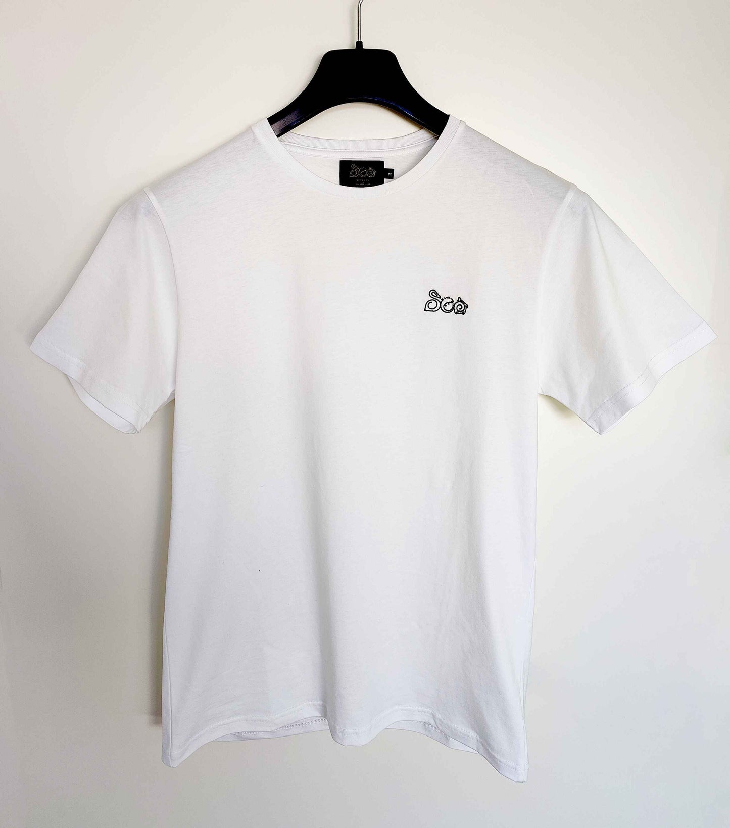 T-Shirt en coton bio | Broderie | Blanc | Unisexe | Secrets of Ouanalao