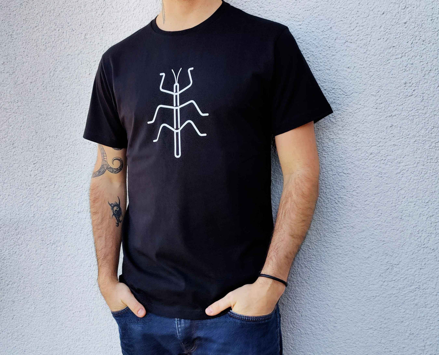 Organic Cotton T-Shirt | Stick Insect Design | Black | Unisex | Secrets of Ouanalao